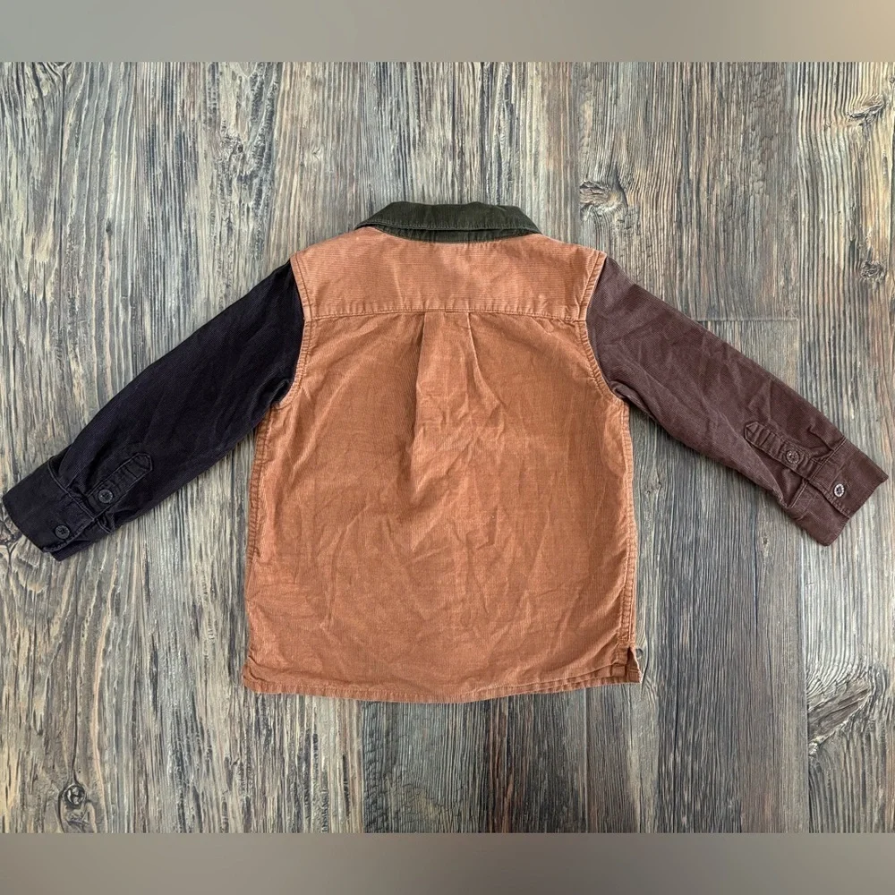 Baby Gap Colorblock L/S Corduroy Button-Up Collared Shirt Size 2T Holiday Brown